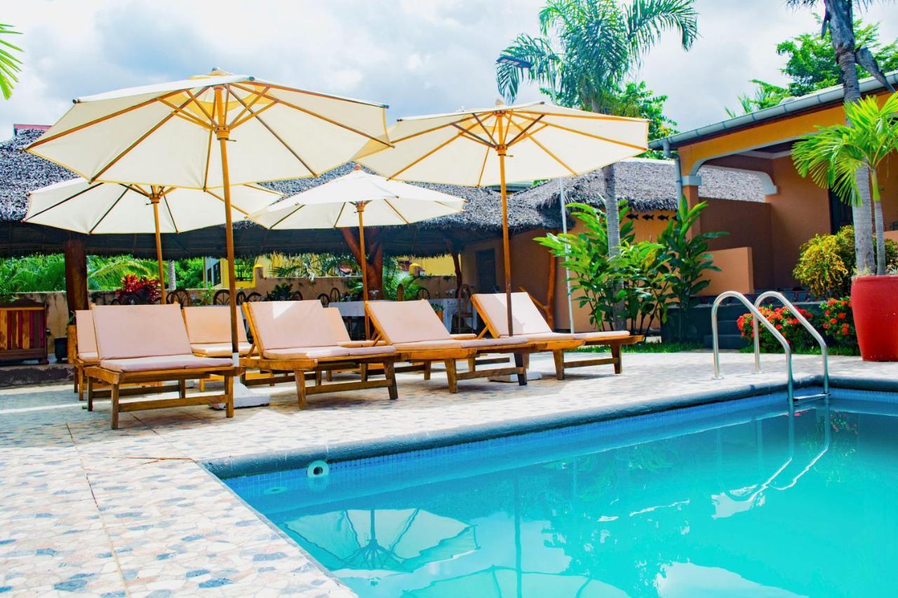 Fleurs D'Ylang Hotel Nosy-Be Exterior foto